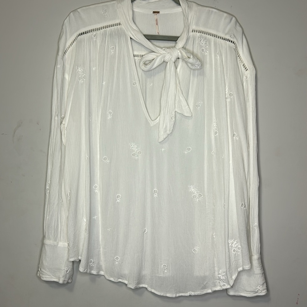 Free People Womens Wishful Moments Blouse Size L White Tie Neck Embroidery Boho - Picture 2 of 8